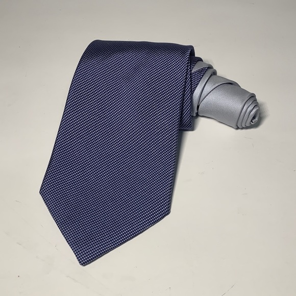 Tommy Hilfiger Other - Tommy Hilfiger mens premium navy/silver tie